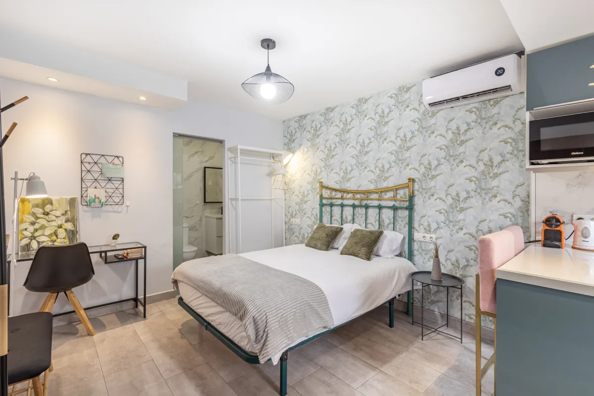 Granada furnished studio for internationals Erasmus in Granada