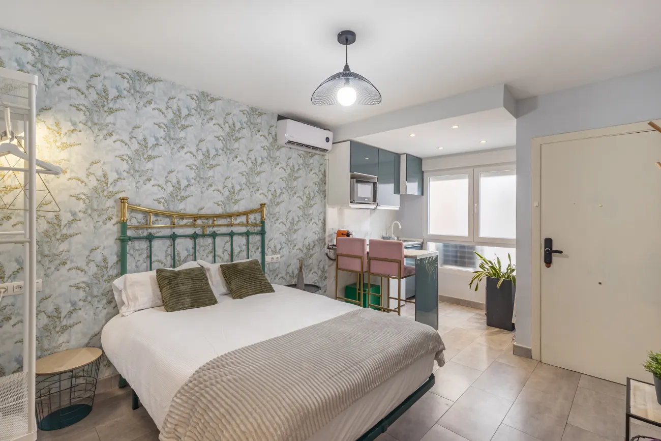 Granada furnished studio for internationals Granada furnished studio for internationals