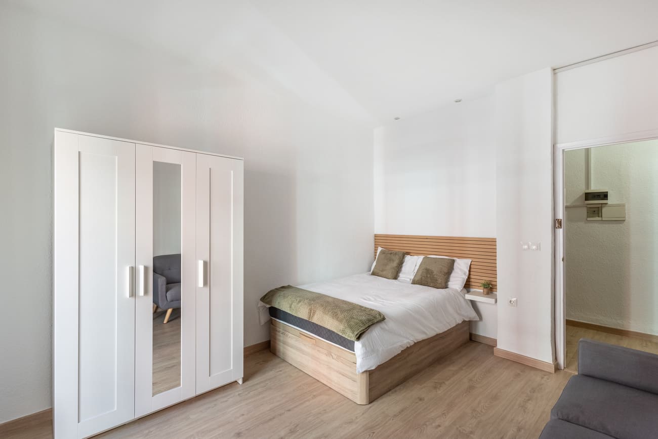 international shared living Granada