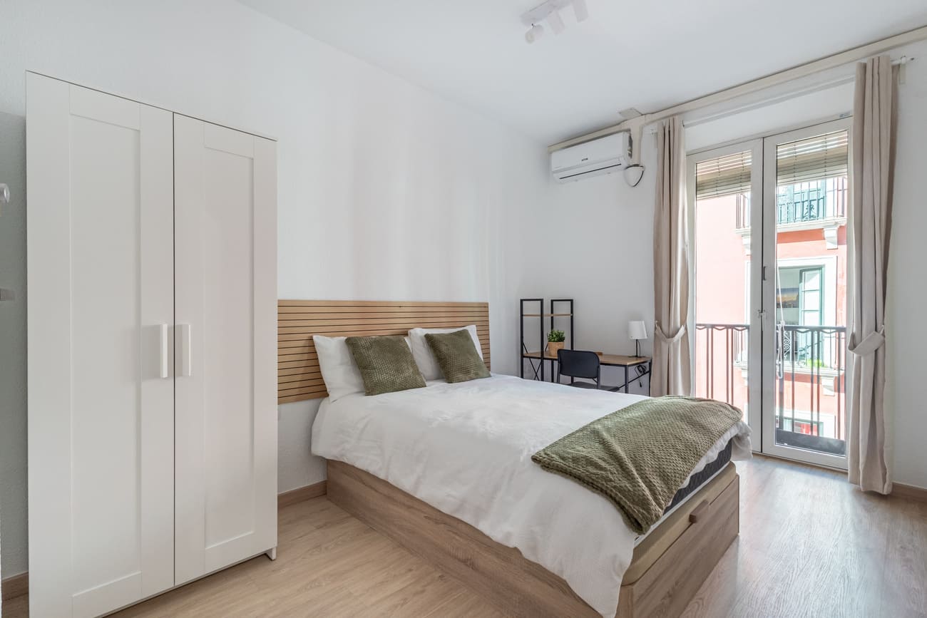 Long-term private room Granada