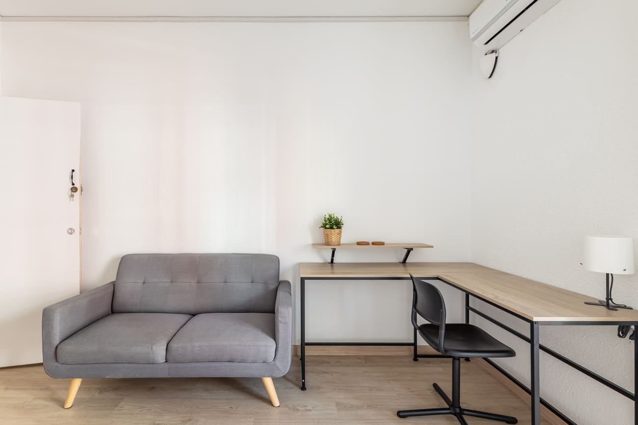 Young professional housing Granada