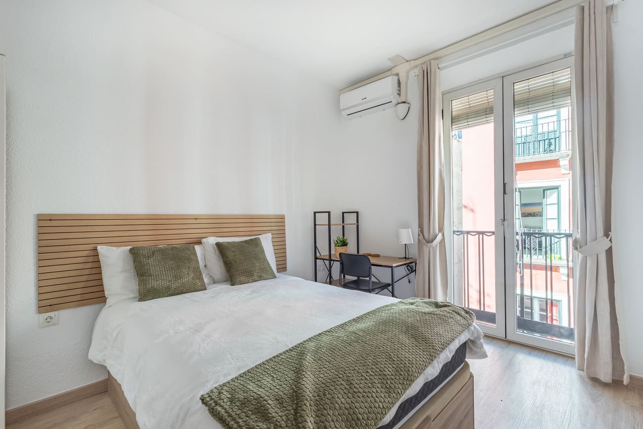 Long-term private room Granada