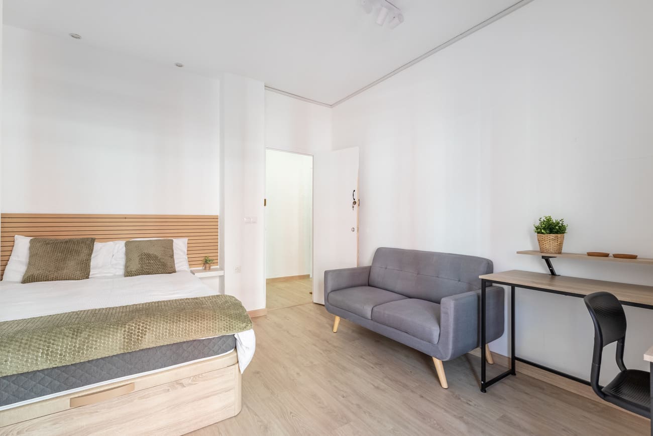 single room for rent Granada international long stay