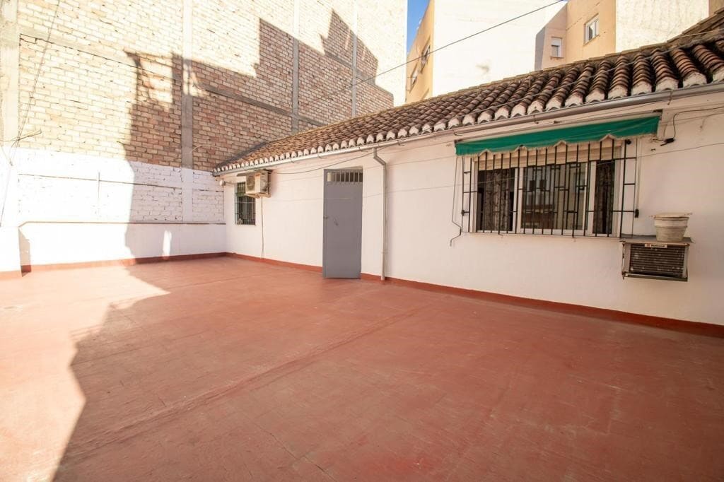 Long-term private room Granada