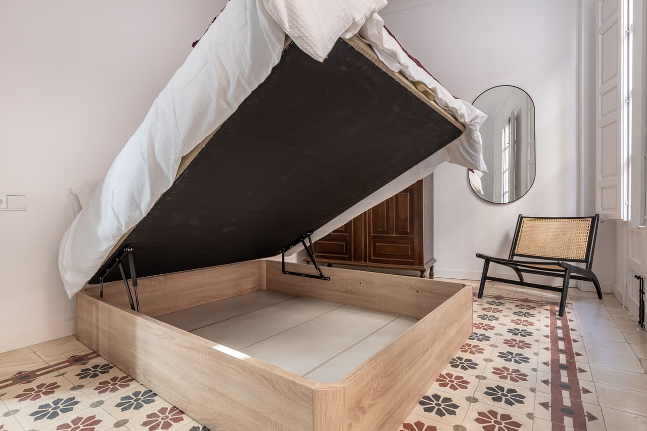 Student room share international Granada center